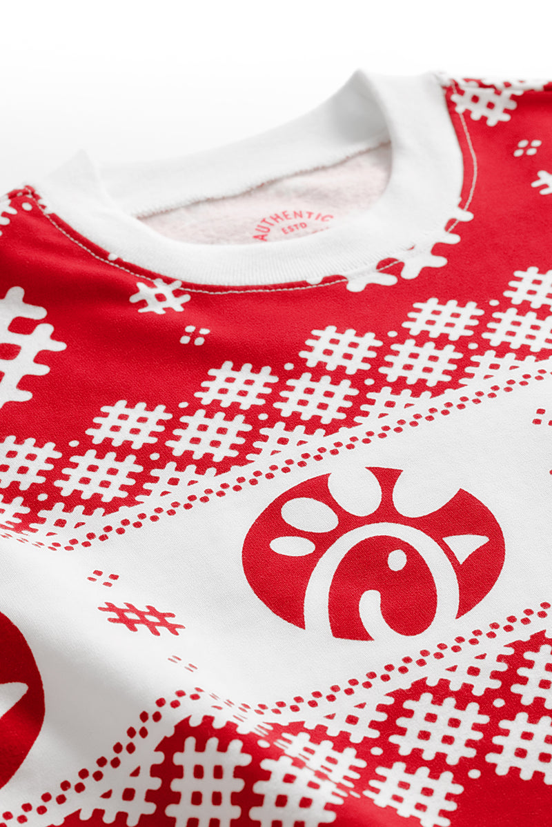 3-CFA_IHA_311050_HOL25_Merch_Holiday-Crewneck_Adult_Detail_On-white_1.jpg
